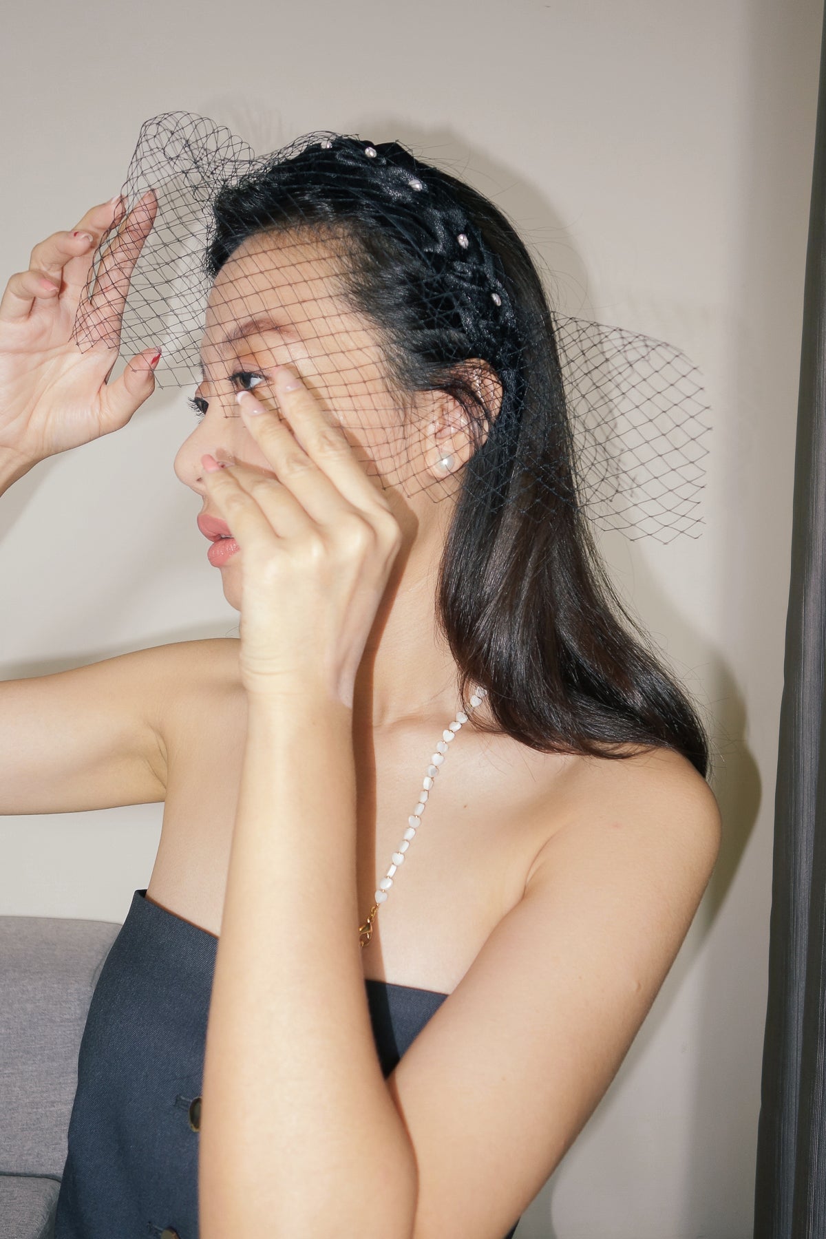 Love pearl embellishment black fascinator headband