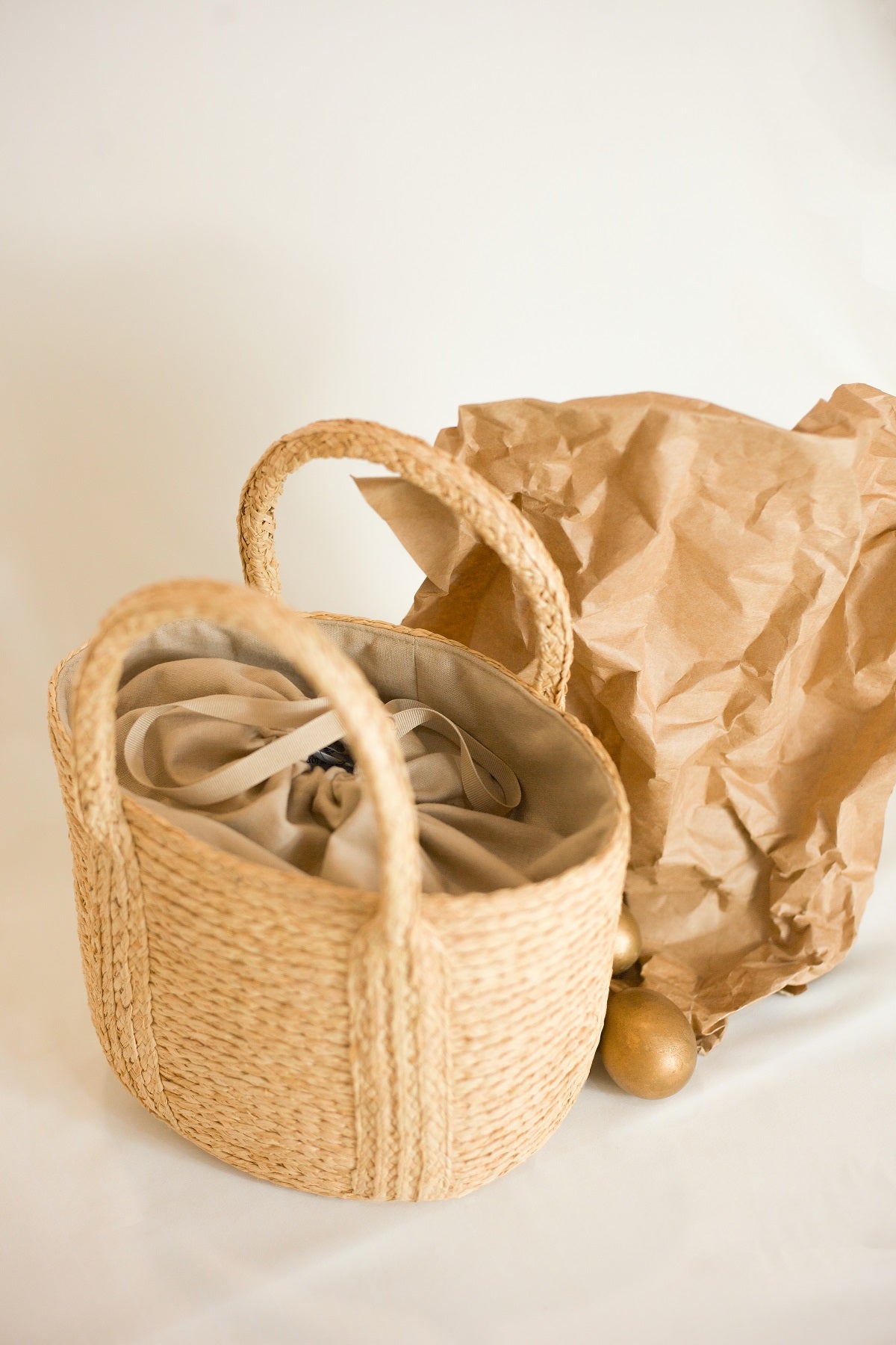 Bucket Cabas raffia bag
