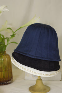 Vaud silk bucket hat