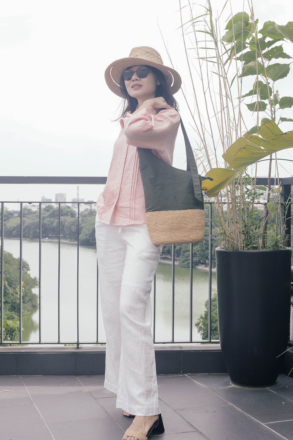 Léon raffia fedora hat