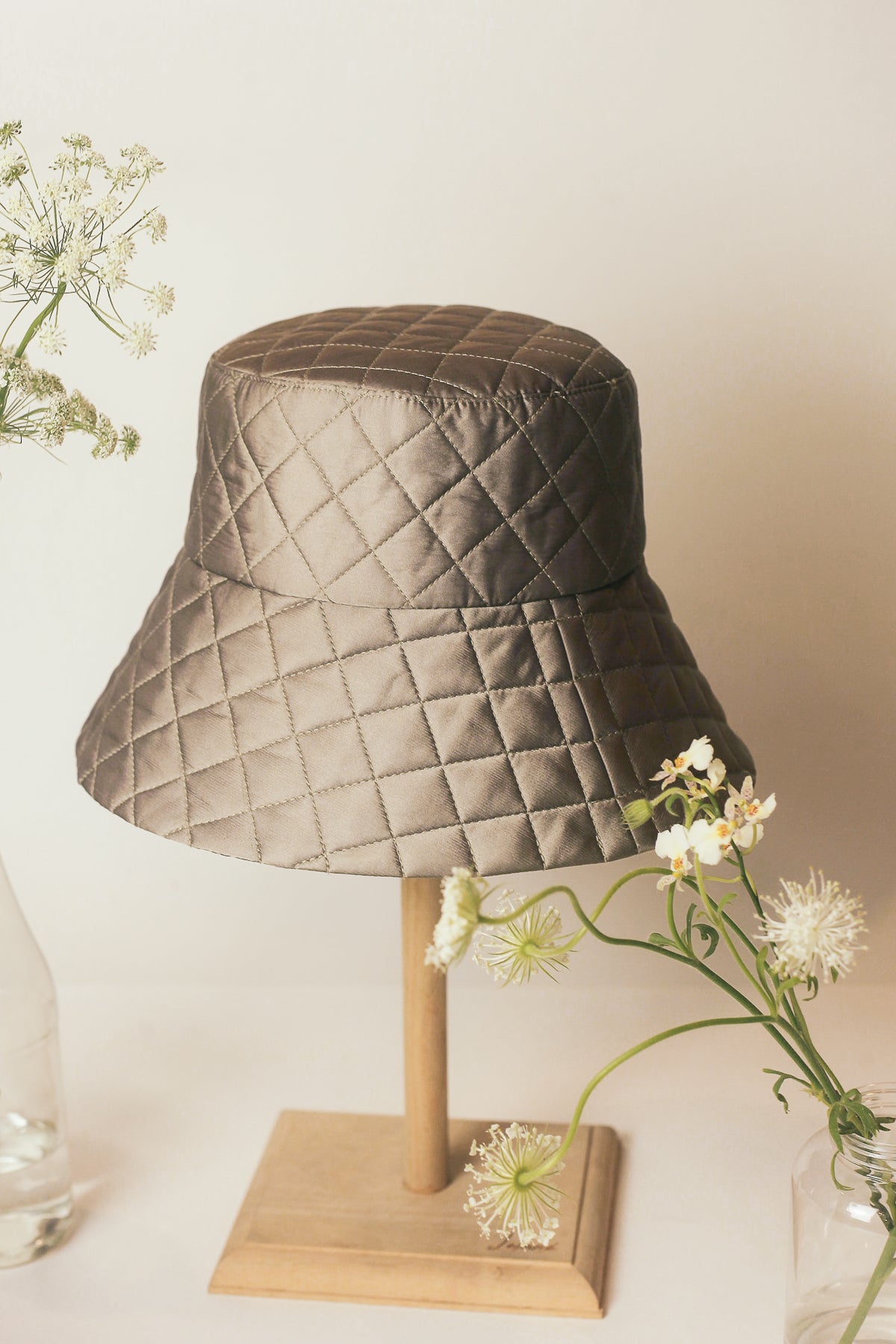 Losange silk hand-quilted hat
