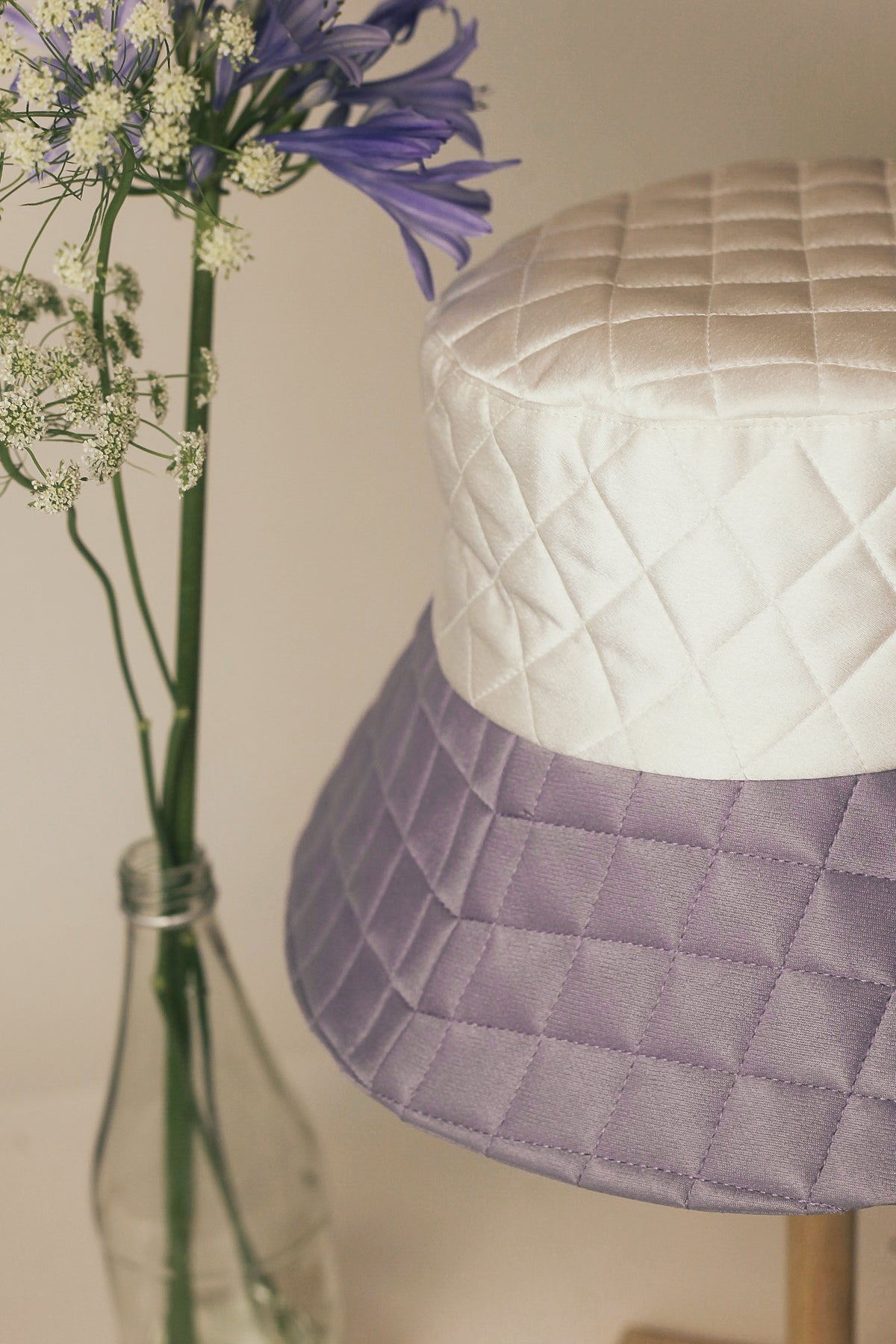 Pilvi purple and cream silk bucket hat