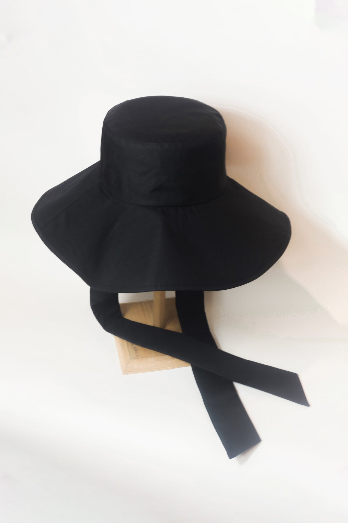 Sabbia silky cotton hat