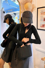 Load image into Gallery viewer, Bucket Cabas black linen bag