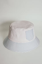 Charger l&#39;image dans la visionneuse de galerie, Cotton bucket hat Gabriel pink blue stripes